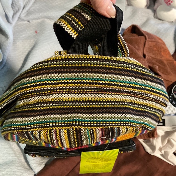 Unisex Backpack by Thread Heads Brand. NWT! - Picture 7 of 16